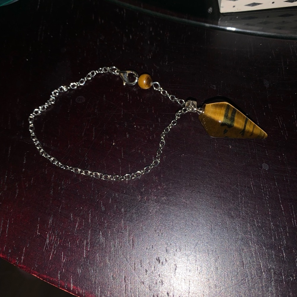 NWT Tiger’s Eye Pendulum Bracelet
